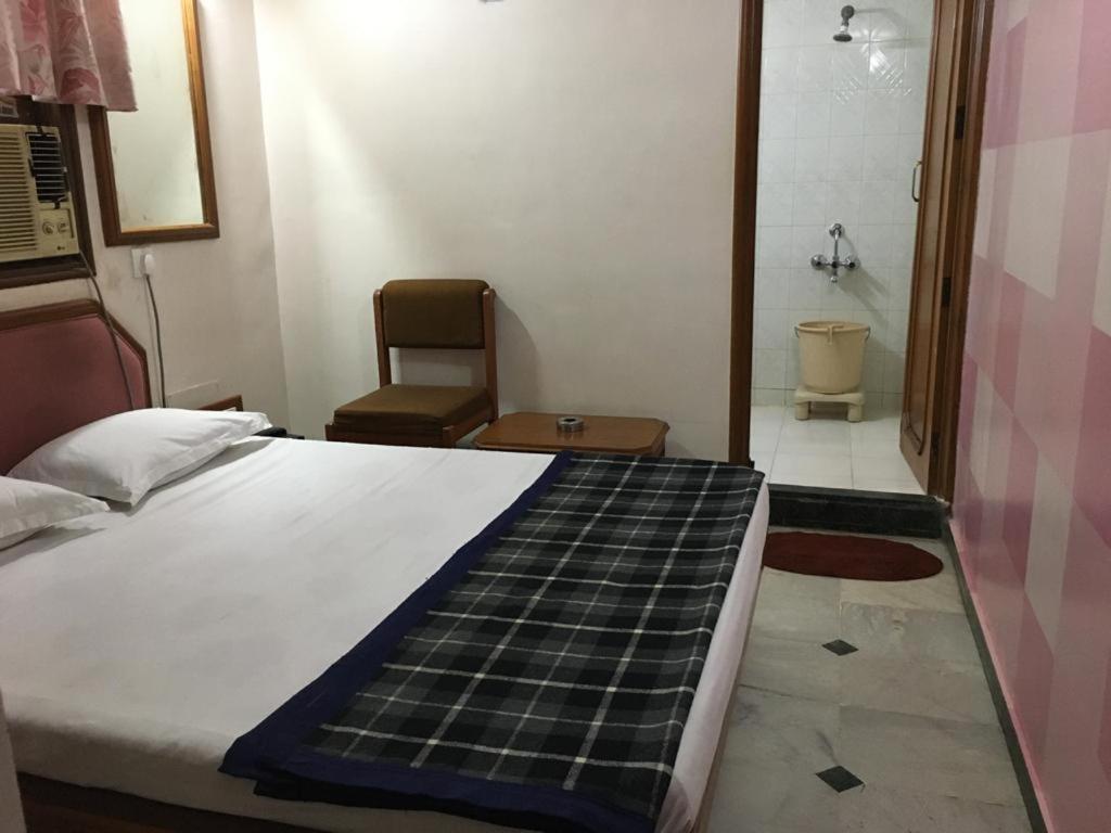 Hotel Grg Vadodara Exterior photo