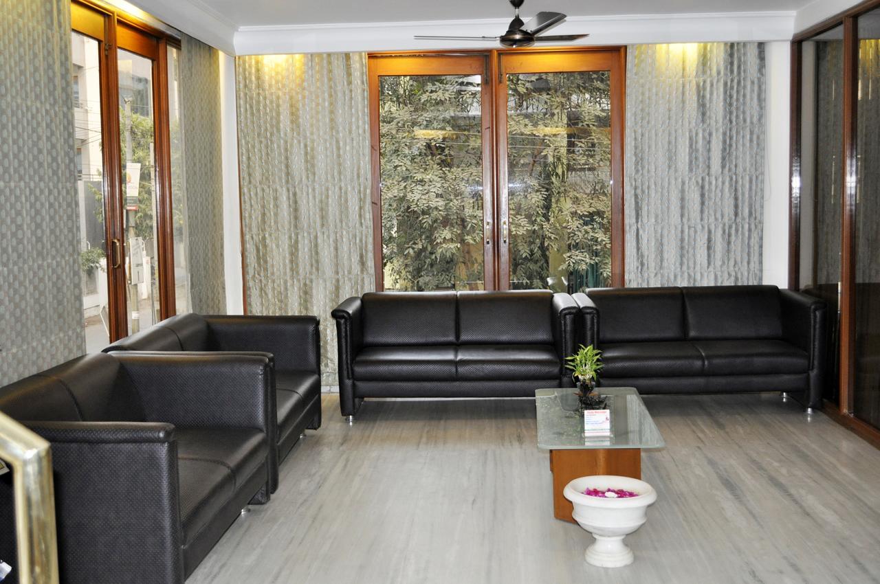 Hotel Grg Vadodara Exterior photo