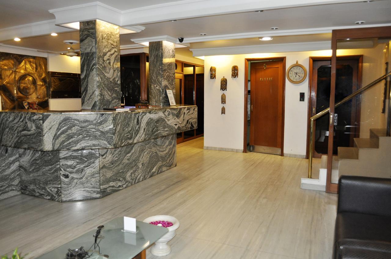 Hotel Grg Vadodara Exterior photo